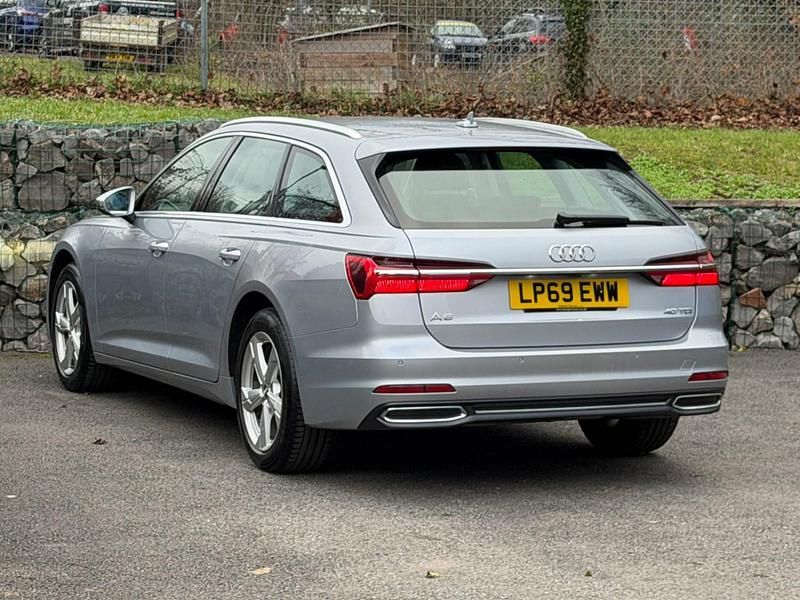 Used Audi A6 Sport 204 HP (150 kW) 2019 Floret silver metallic Estate