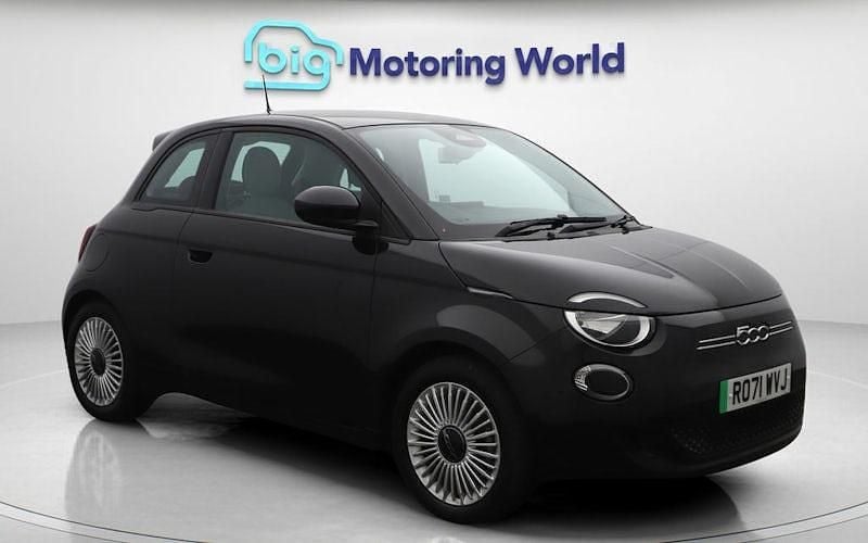 Used 2022 Fiat 500e Icon Hatchback | £12,300 (Fair price) - Image 1/4