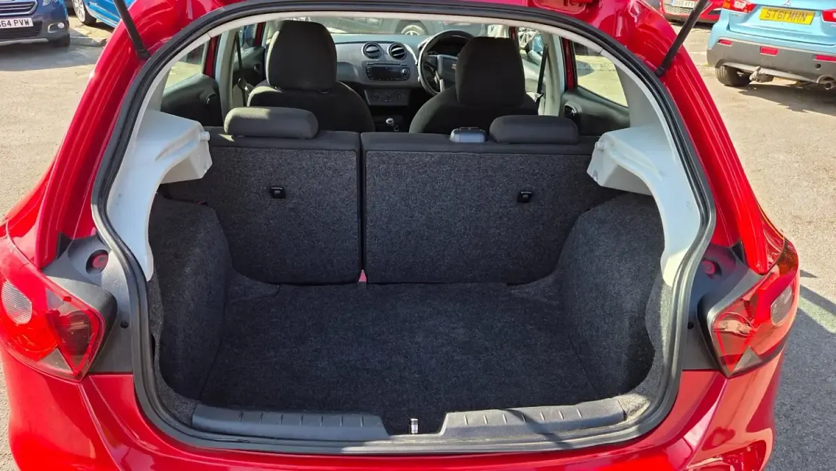 Usado Seat Ibiza SE 2012 Vermelho Citadino