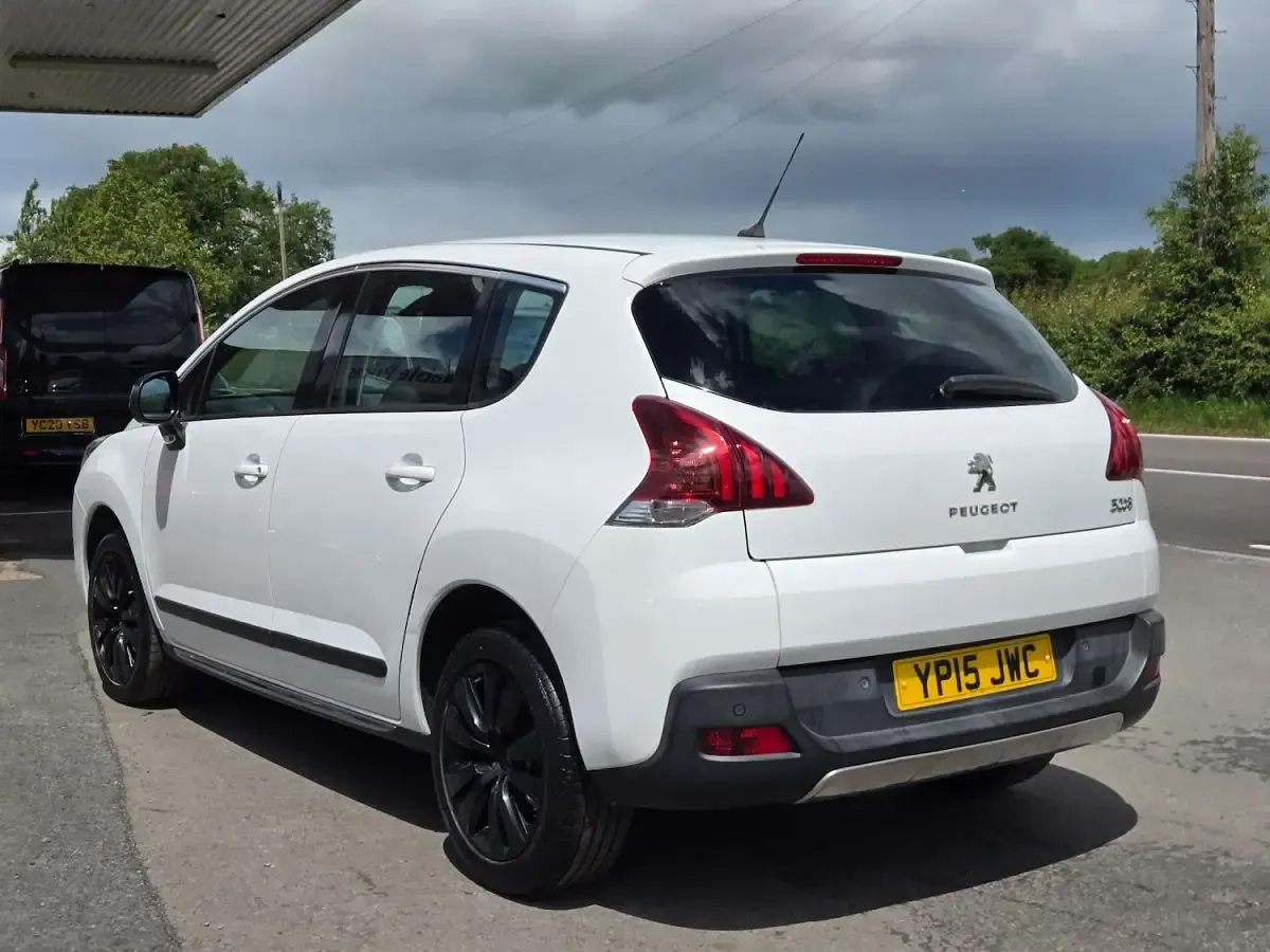 Used Peugeot 3008 Active 2015 White Estate