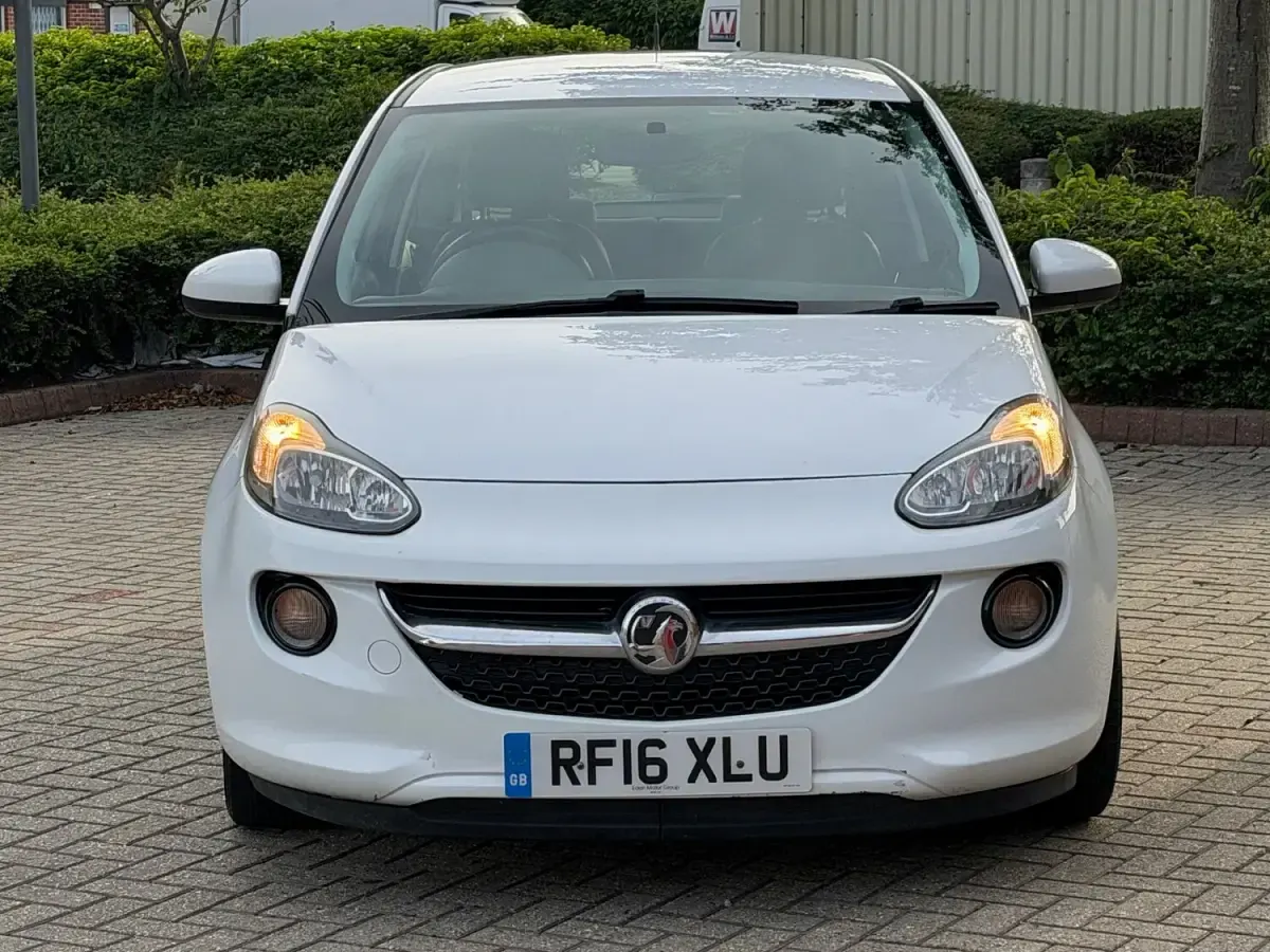Used Vauxhall Adam Jam 69 HP (50 kW) 2016 White Hatchback