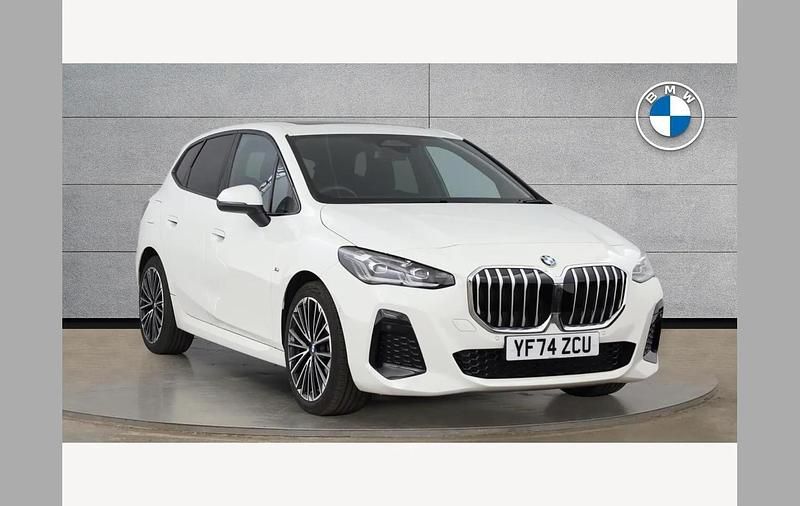 White Used 2024 BMW 220 M Sport Estate | £25,995 (Good price) - Image 1/4