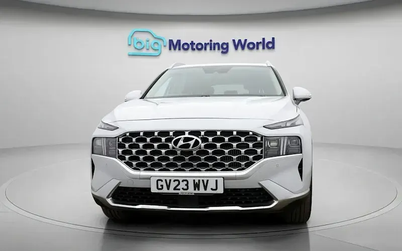 Used Hyundai Santa Fe Premium 230 HP (169 kW) 2023 White SUV