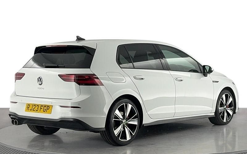 Usado VW Golf VIII GTD 200 CV (147 kW) 2023 Blanco Utilitario