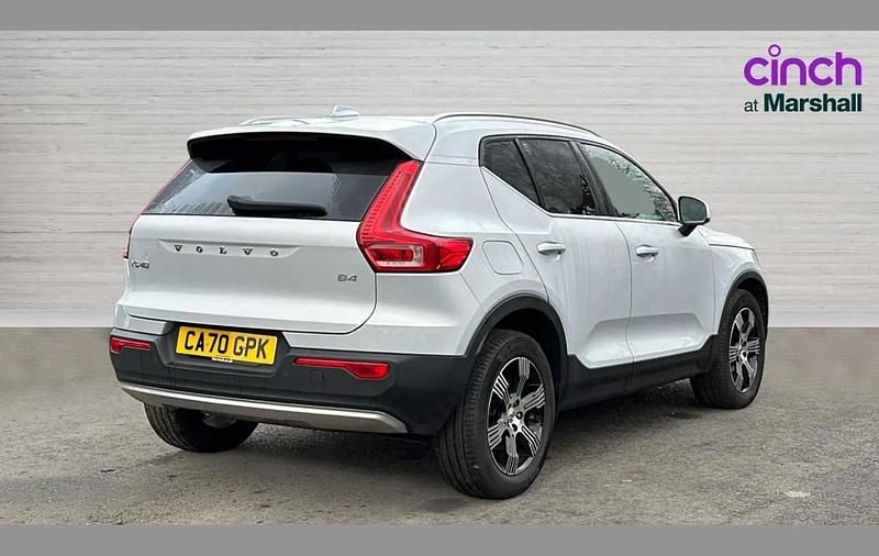 Used Volvo XC40 Inscription 194 HP (142 kW) 2020 Silver SUV