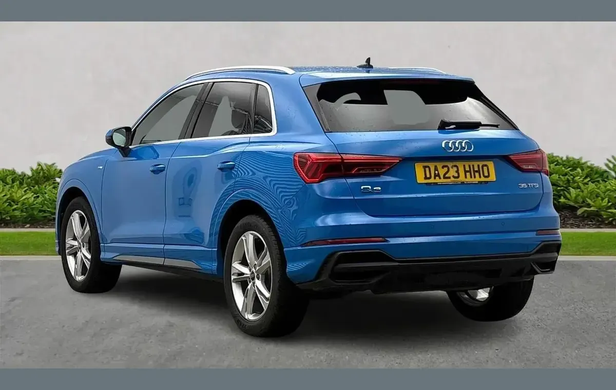 Used Audi Q3 S-Line 150 HP (110 kW) 2023 Blue SUV