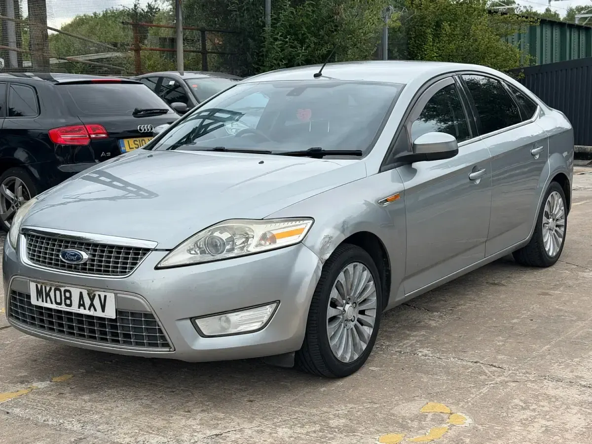 Used Ford Mondeo Titanium X 140 HP (102 kW) 2008 Silver Hatchback