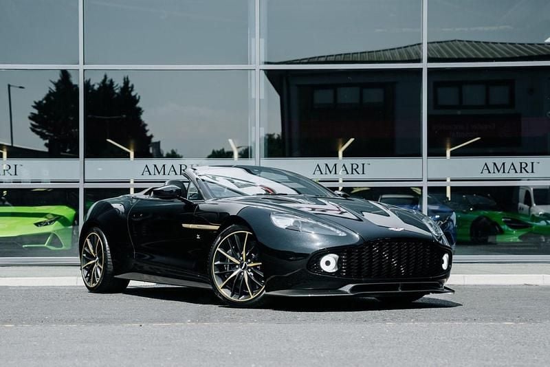Black Used 2018 Aston Martin Vanquish Cabriolet | £299,995 - Image 1/4