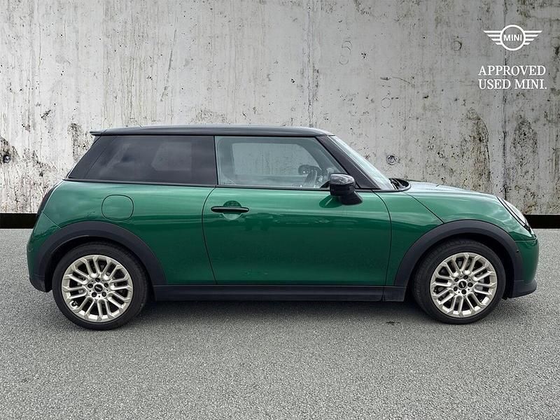 Used Mini Cooper S Hatch 201 HP (147 kW) 2025 Green Hatchback