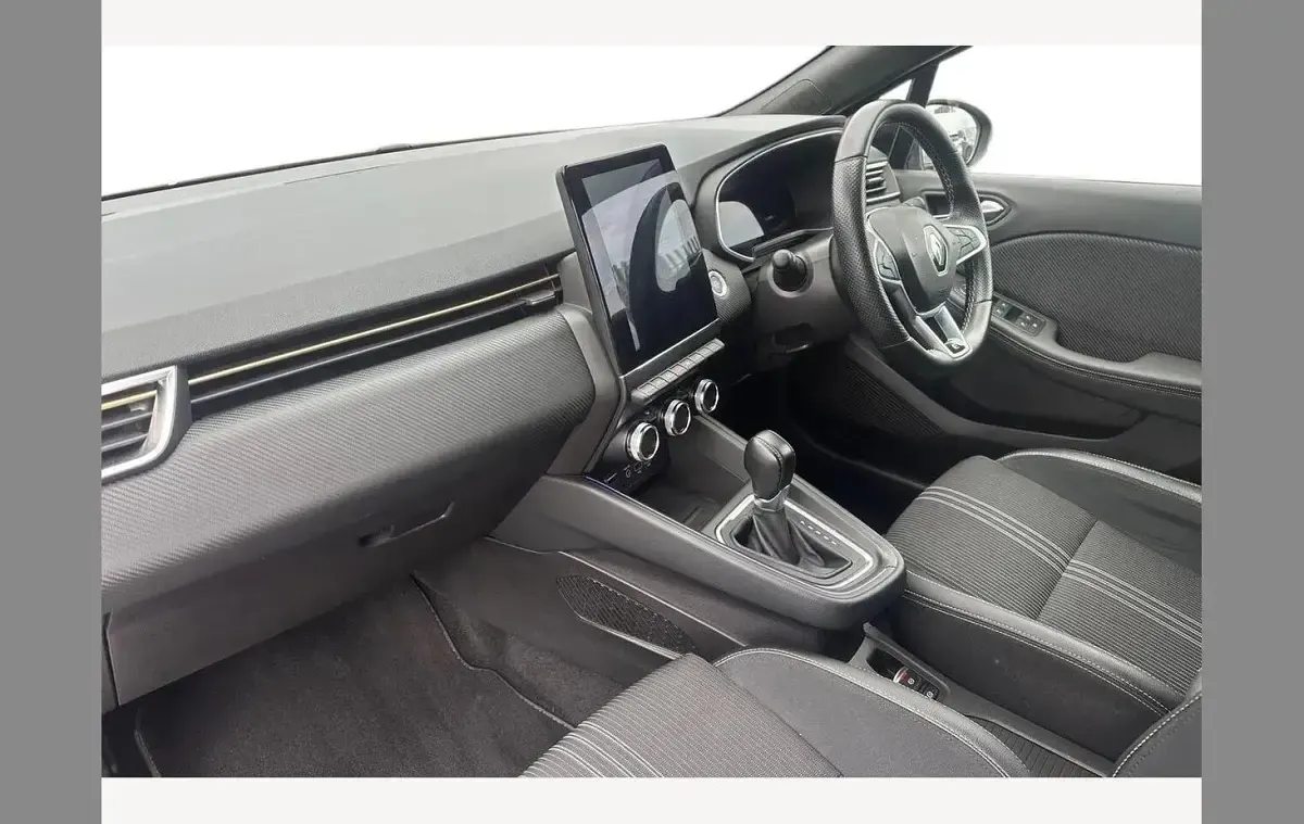 Used Renault Clio Engineered 145 HP (106 kW) 2023 Grey Hatchback