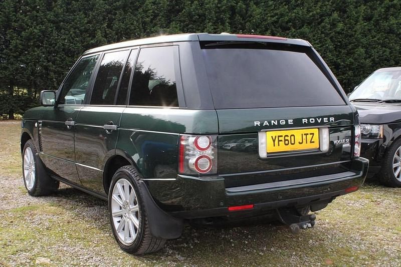 Used Land Rover Range Rover Vogue SE 313 HP (230 kW) 2010 Green SUV