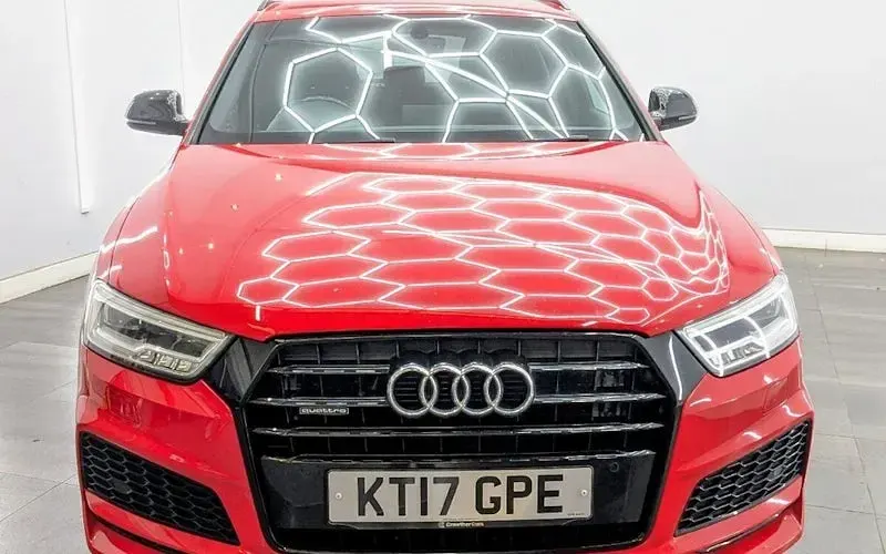 Used Audi Q3 Black Edition 184 HP (135 kW) 2017 Red SUV