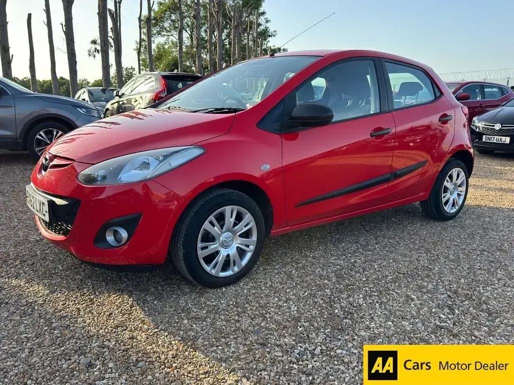 Used Mazda 2 2012 Red Hatchback