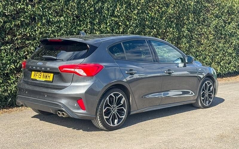 Used Ford Focus ST-Line X 125 HP (91 kW) 2019 Grey Hatchback