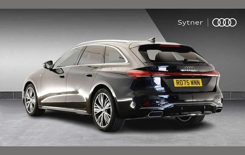 New Audi A5 S-Line 147 HP (108 kW) 2025 Black Estate