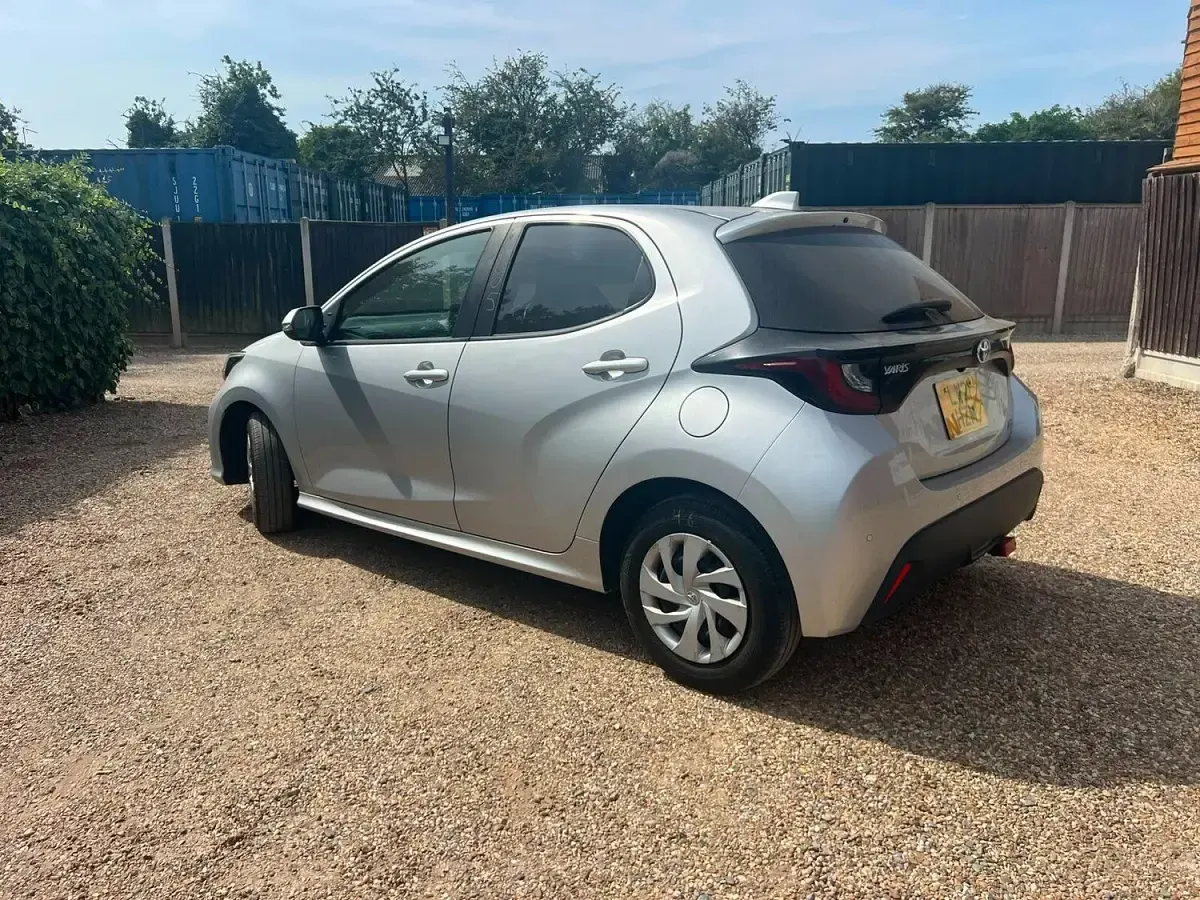 Used Toyota Yaris Design 116 HP (85 kW) 2026 Silver Hatchback
