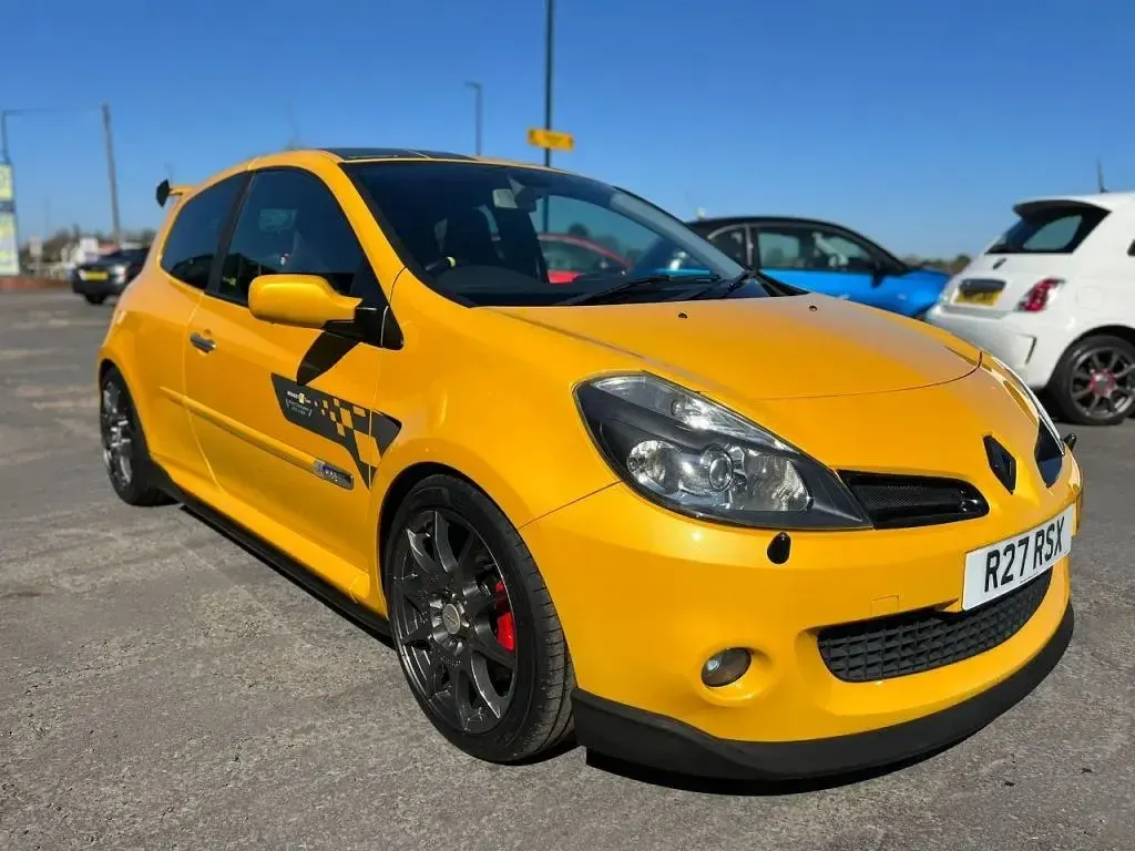 Używany Renault Clio II 2007 Żółty Hatchback