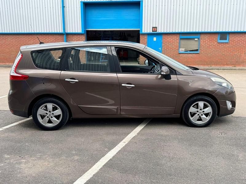 Used Renault Grand Scénic III Dynamique 2010 Bronze MPV