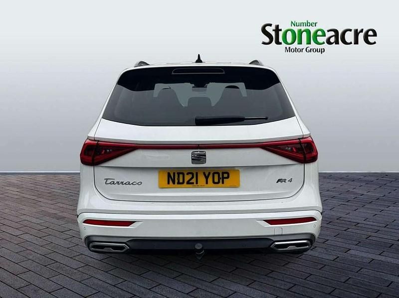 Usado Seat Tarraco 4Drive 200 CV (147 kW) 2021 Blanco SUV