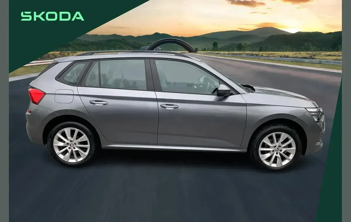 Begagnad Skoda Kamiq SE 150 HK (110 kW) 2024 Grå SUV