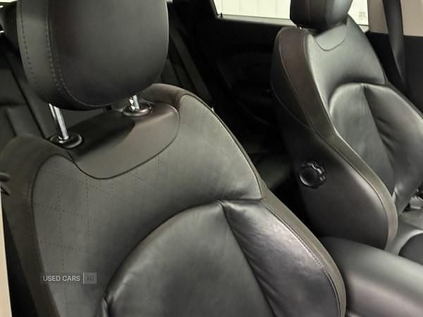 Used Mini Cooper Clubman 190 HP (139 kW) 2016 Silver Estate