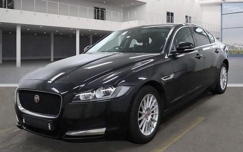 Used Jaguar XF Prestige 163 HP (119 kW) 2020 Sedan