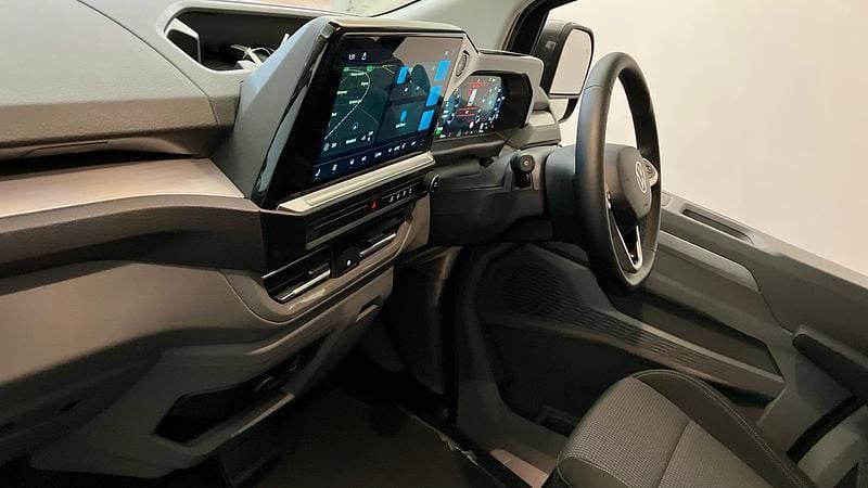 New VW T6.1 Pro 100 kW (136 HP) 2025 Van