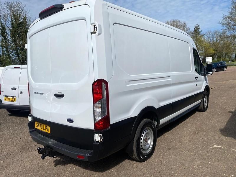 Begagnad Ford Transit 130 HK (95 kW) 2020 Vit Van