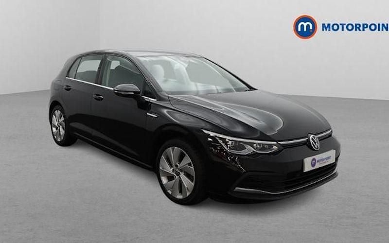 Used 2024 VW Golf VIII Style Hatchback | £16,999 (Good price) - Image 1/4