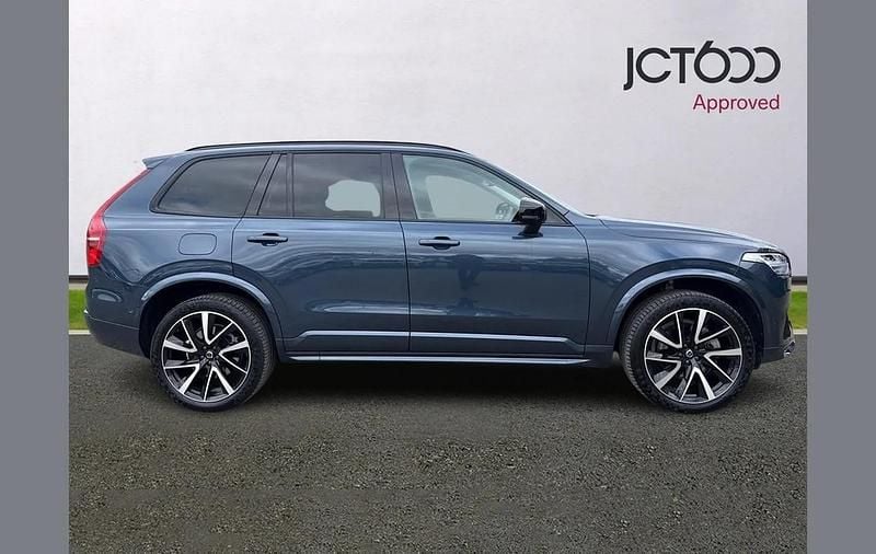 Used Volvo XC90 Plus 247 HP (181 kW) 2024 Blue SUV
