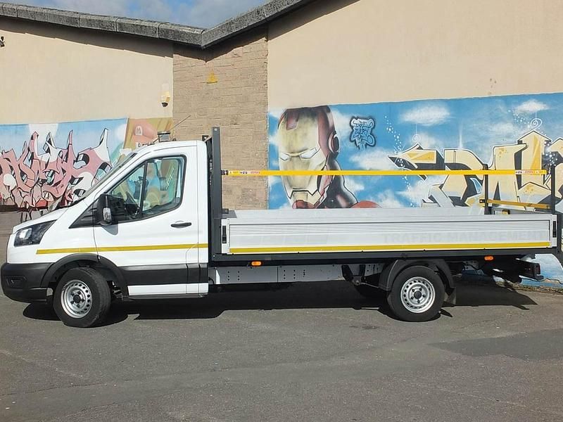 Usado Ford Transit 130 HP (95 kW) 2022 Branco