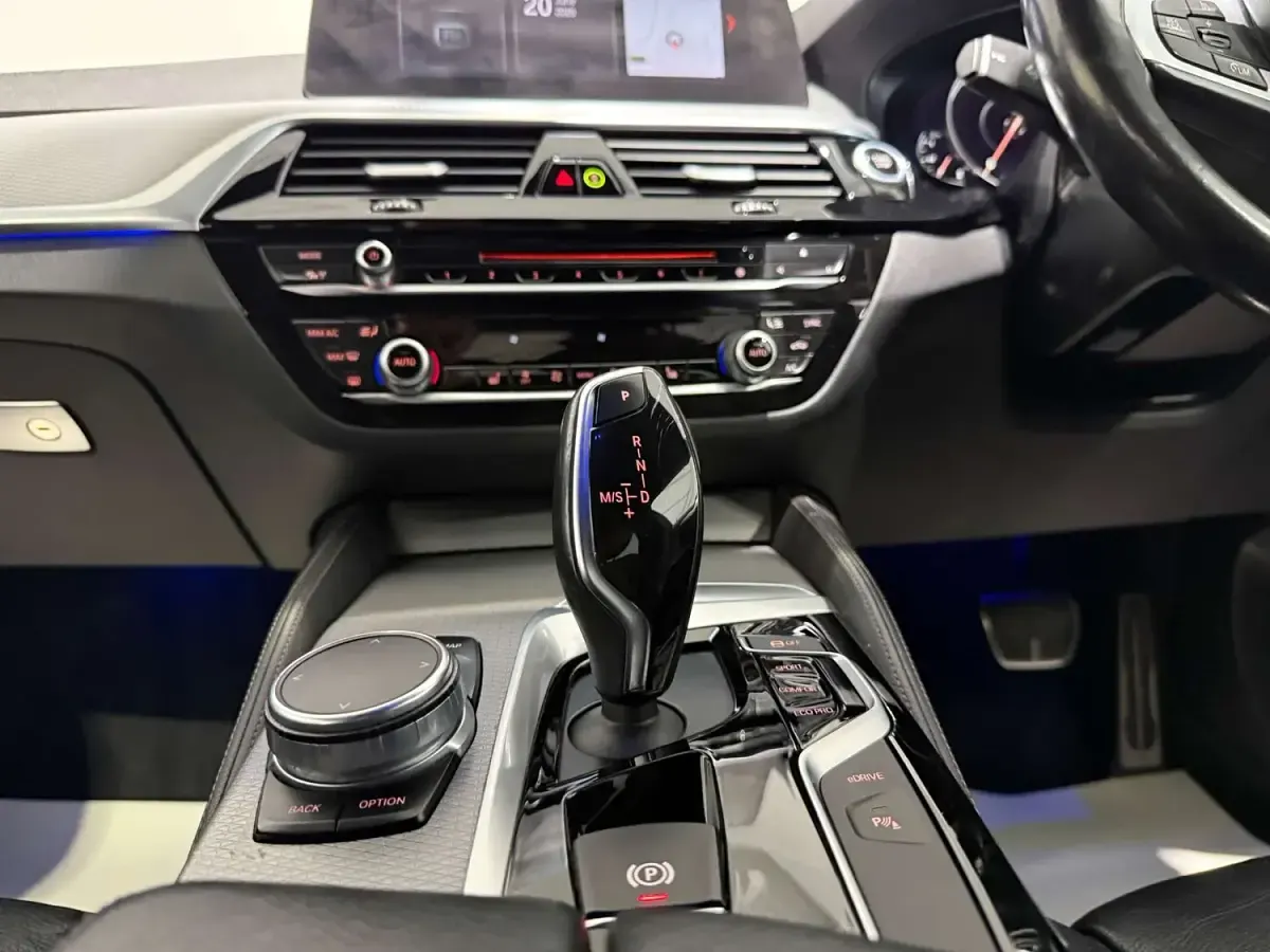 Used BMW 530e M Sport 252 HP (185 kW) 2017 Black Sedan
