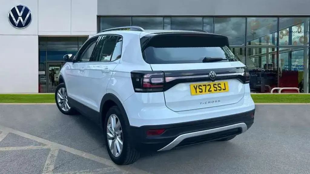 Used VW T-Cross SE 95 HP (69 kW) 2022 White SUV