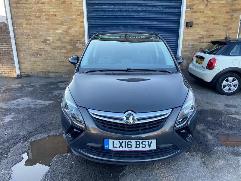Used Vauxhall Zafira Elite 140 HP (102 kW) 2016 Grey MPV