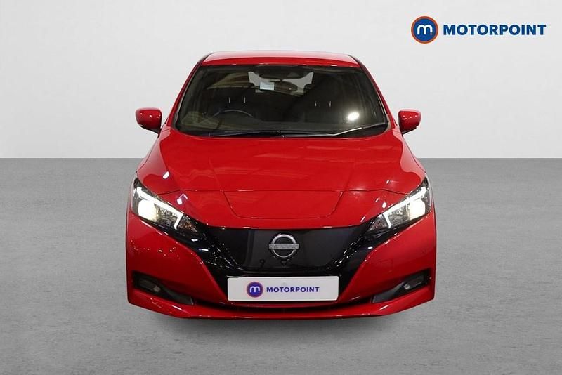 Used Nissan Leaf N-Connecta 110 kW (150 HP) 2022 Red Hatchback