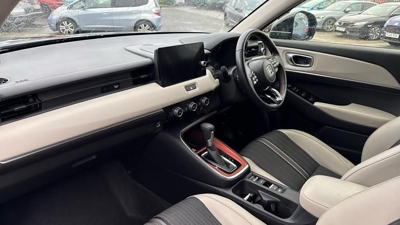 Used Honda HR-V Advance 131 HP (96 kW) 2023 Grey SUV