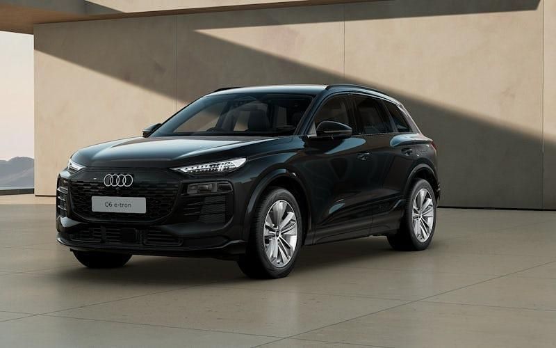 New Audi e-tron Sport 225 kW (306 HP) 2025 SUV
