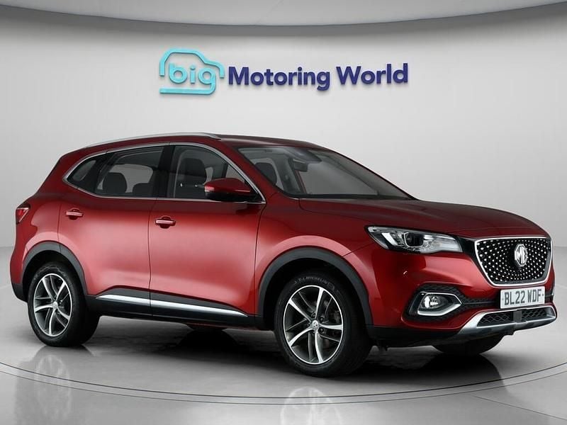 Red Used 2022 MG HS Excite SUV | £12,753 (Good price) - Image 1/4