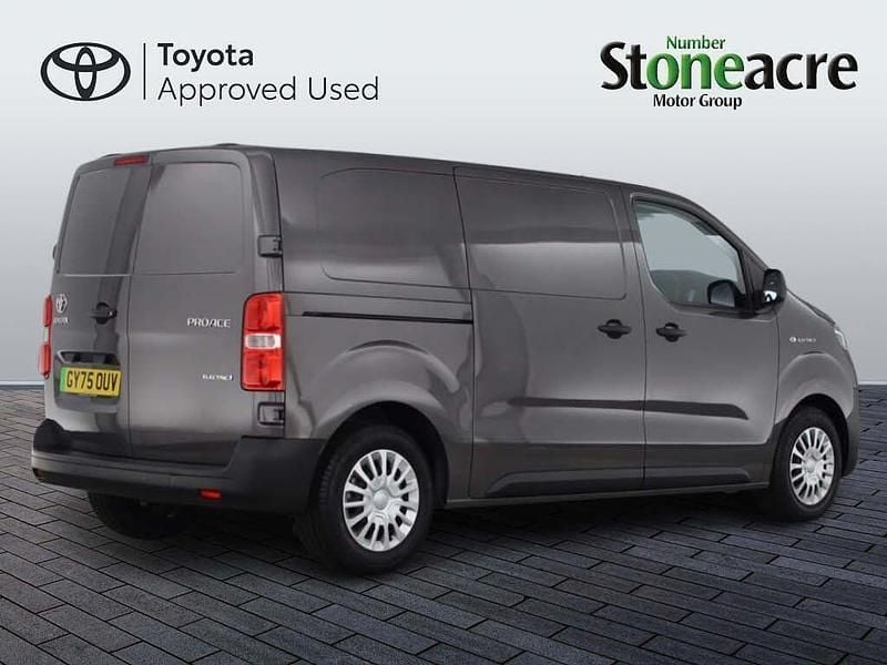 New Toyota Proace 100 kW (136 HP) 2025 Grey MPV