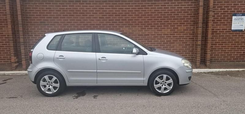 Used VW Polo Match 80 HP (58 kW) 2009 Silver Hatchback