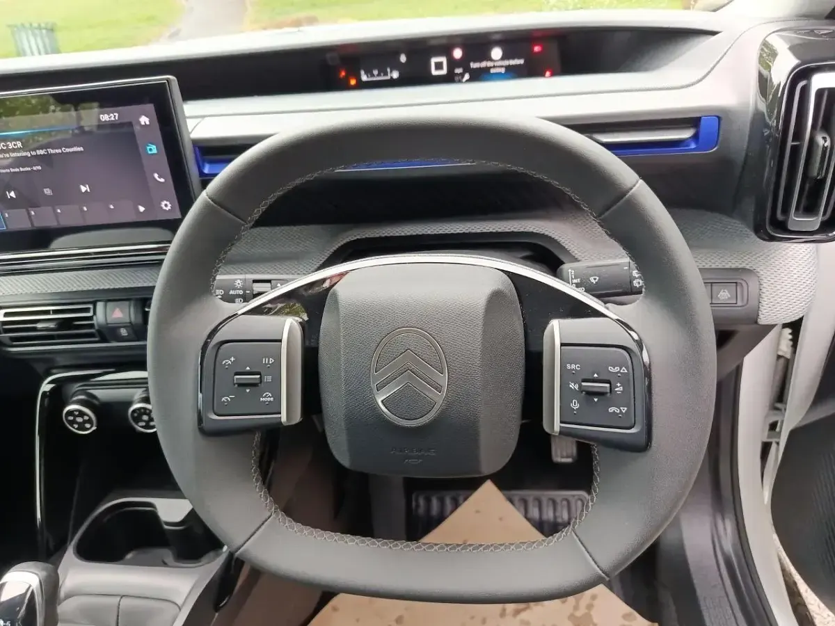 Used Citroën C3 99 HP (72 kW) 2025 White SUV