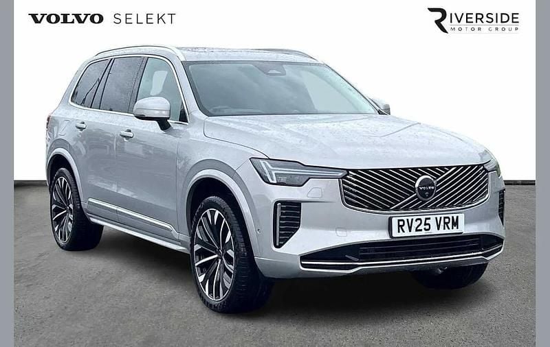 Usado Volvo XC90 Ultra 250 HP (183 kW) 2025 Prateado SUV