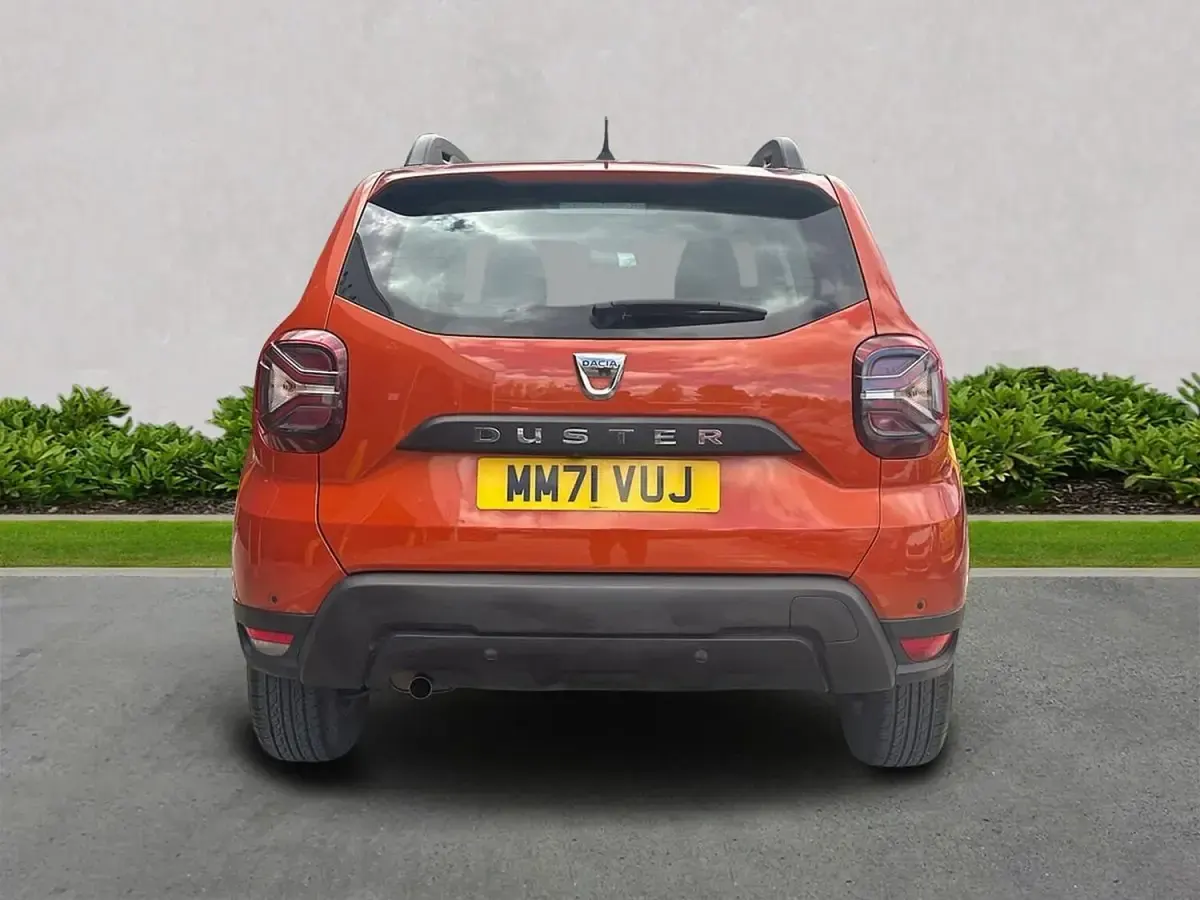 Usado Dacia Duster Comfort 100 HP (73 kW) 2022 Laranja SUV