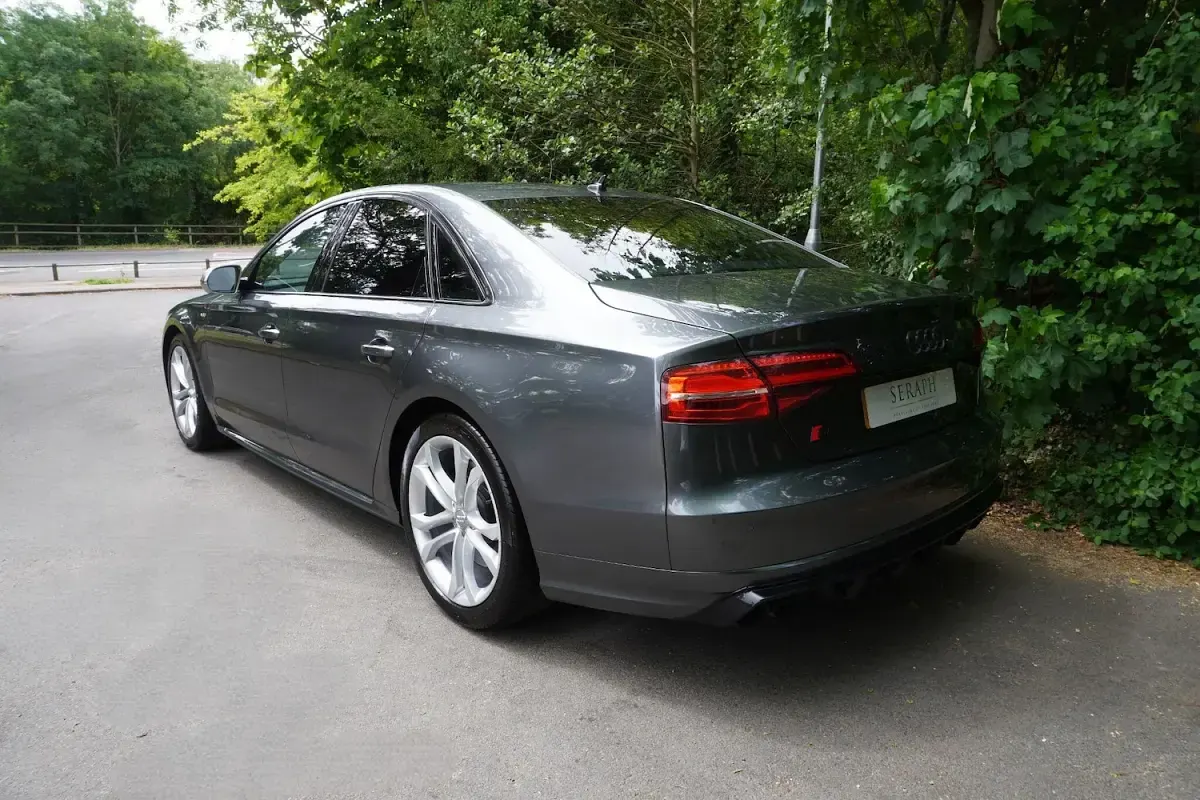 Used Audi S8 Comfort 520 HP (382 kW) 2016 Grey Sedan
