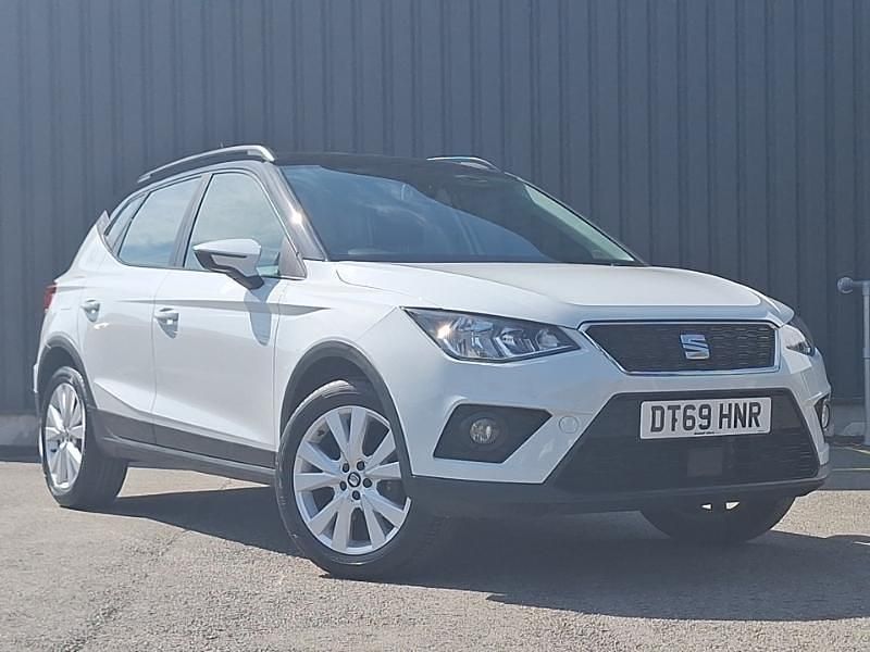 White Used 2020 Seat Arona SE Technology SUV | £11,698 (Fair price) - Image 1/4