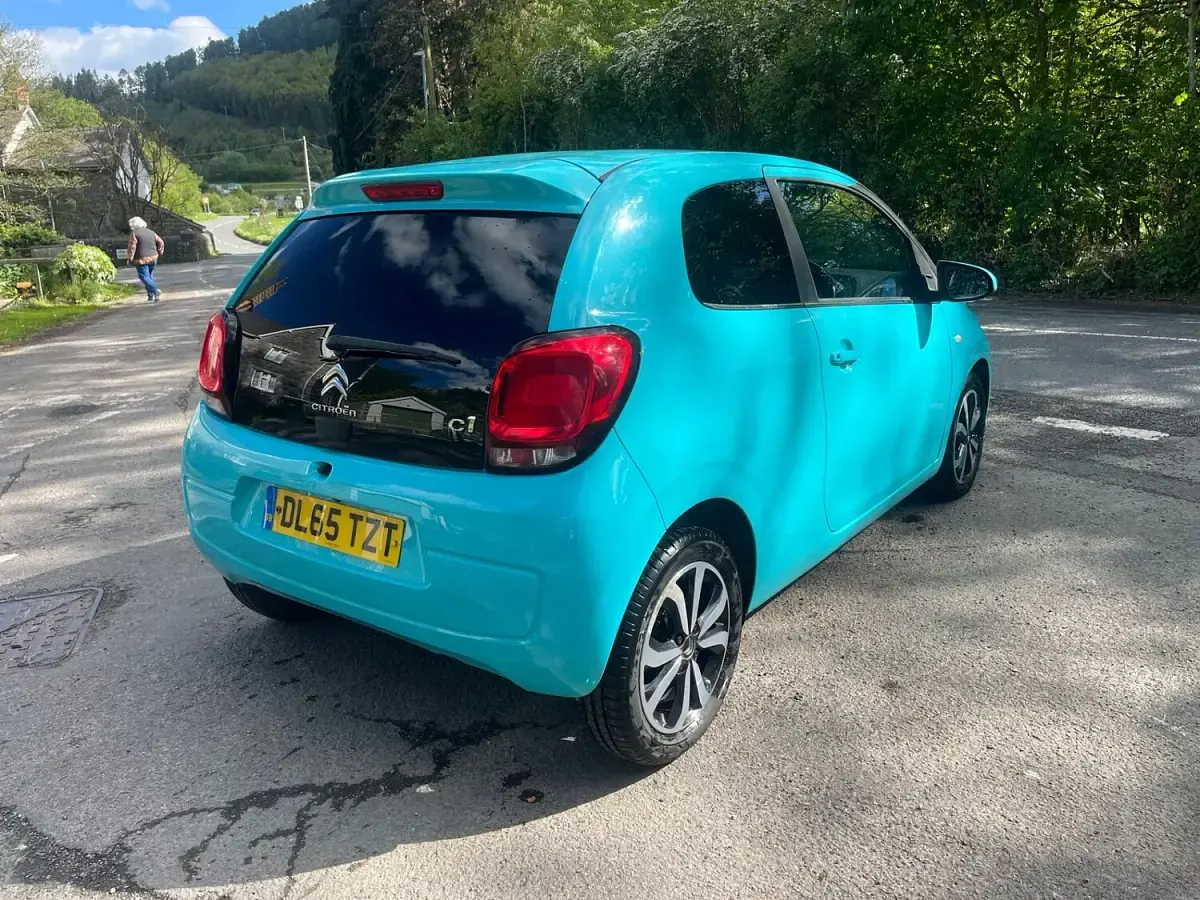 Used Citroën C1 Flair 68 HP (50 kW) 2015 Blue Hatchback