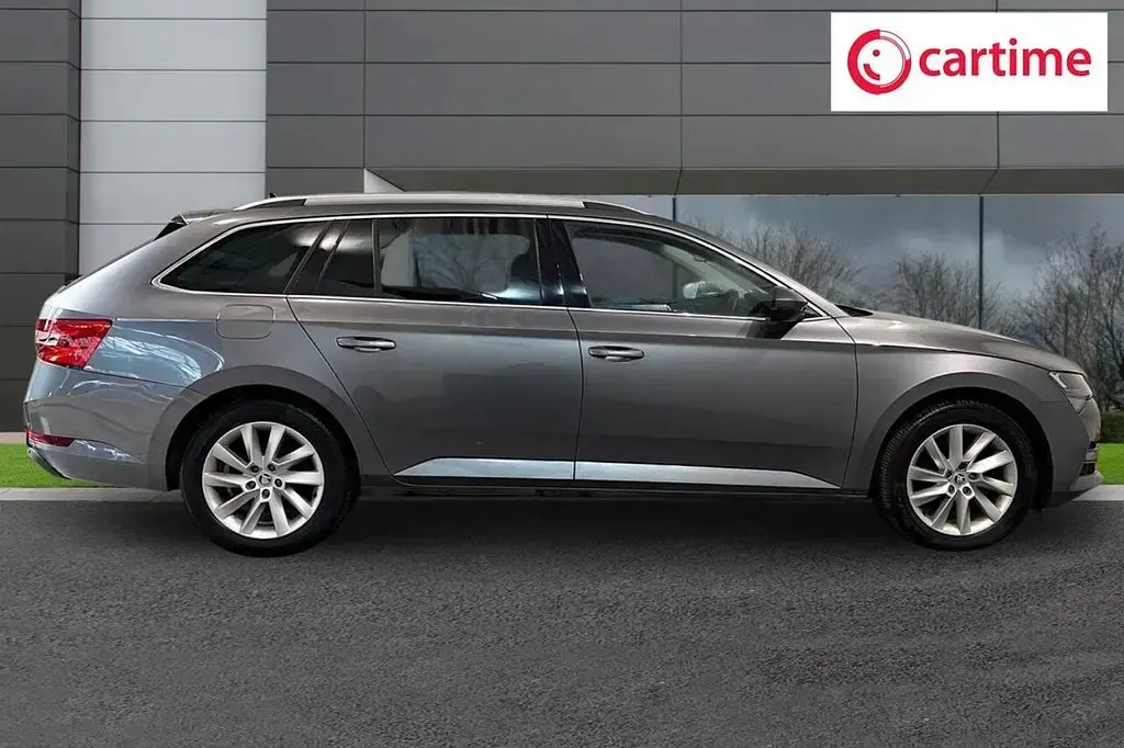 Used Skoda Superb SE Technology 218 HP (160 kW) 2023 Grey Estate