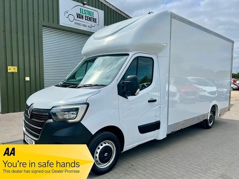White Used 2021 Renault Master Business Van | £14,990 (Fair price) - Image 1/3