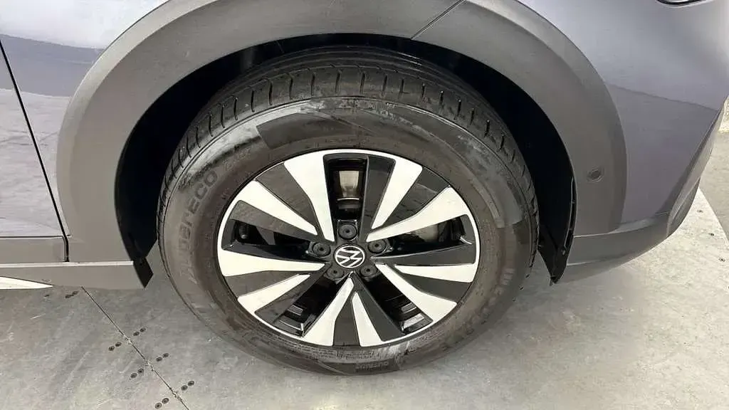 Used VW Taigo Life 110 HP (80 kW) 2024 Grey SUV