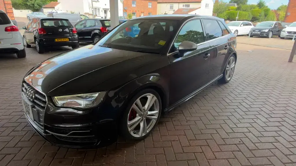 Used Audi S3 Sportback 300 HP (220 kW) 2015 Hatchback